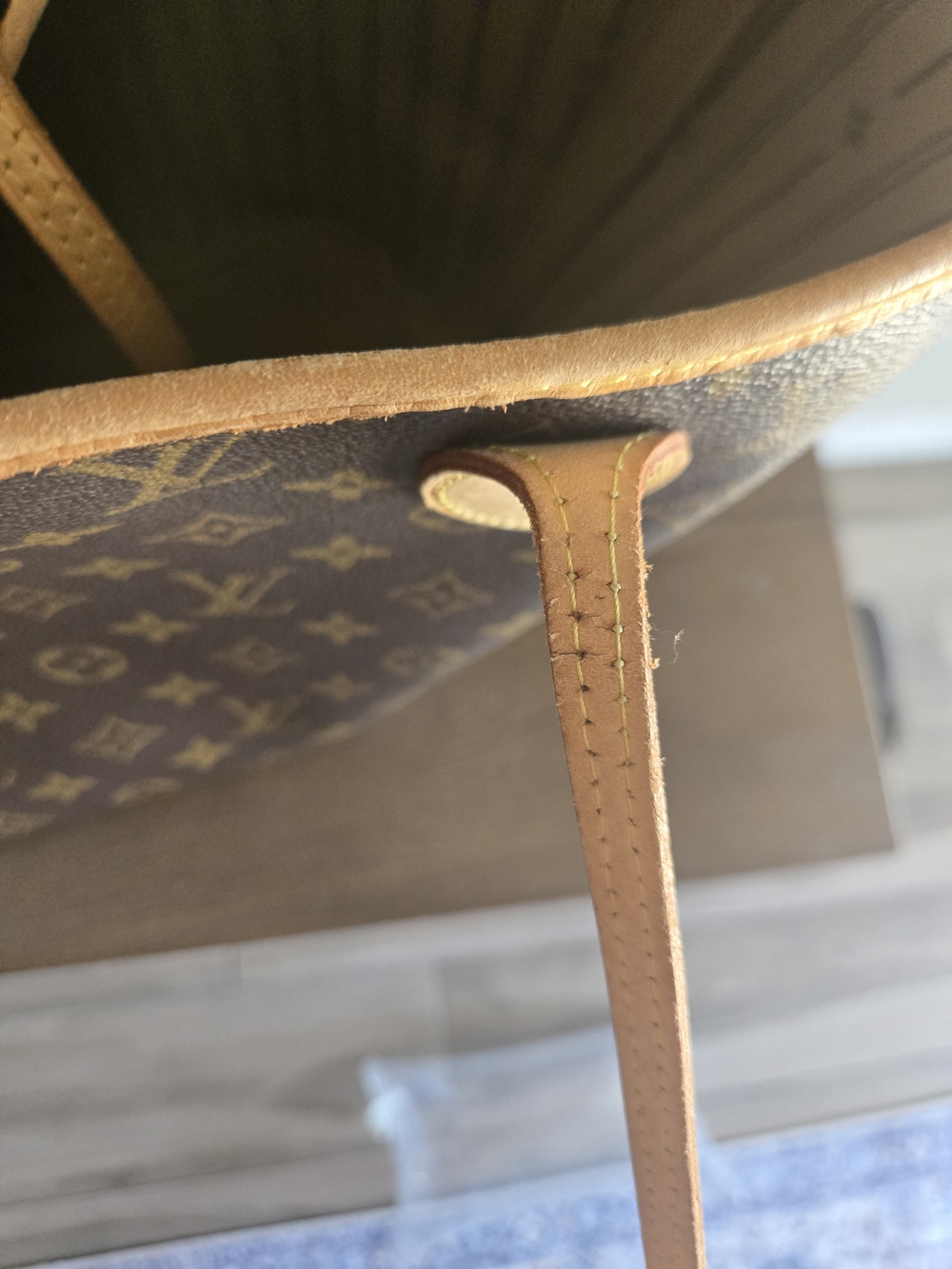 Louis Vuitton Brown Monogram Neverfull Tote - Picture 15 of 17